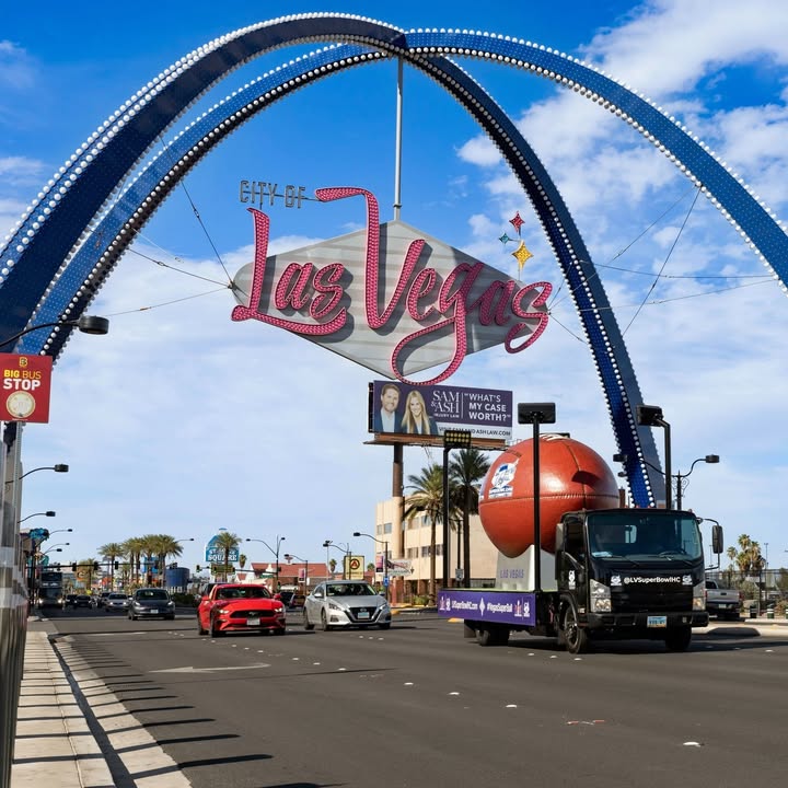 Photo by Sam & Ash Injury Law in Las Vegas, Nevada with @lvsuperbowlhc. Walang paglalarawan ng litrato na available..