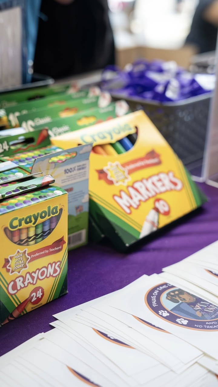 A day full of crayons, high fives, and community spirit! Thanks for stopping by the Sam & Ash booth at the Galleria Mall last Saturday ðÂÂÂðÂÂÂ #BacktoSchool
–
Come check us out in Downtown Summerlin this upcoming Saturday, August 2nd from 9AM to 1PM for the next Back to School Fair.